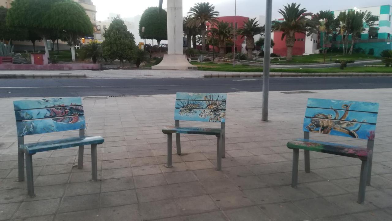 Hostal O Pension Descanso Y Relax Puerto del Rosario  Buitenkant foto